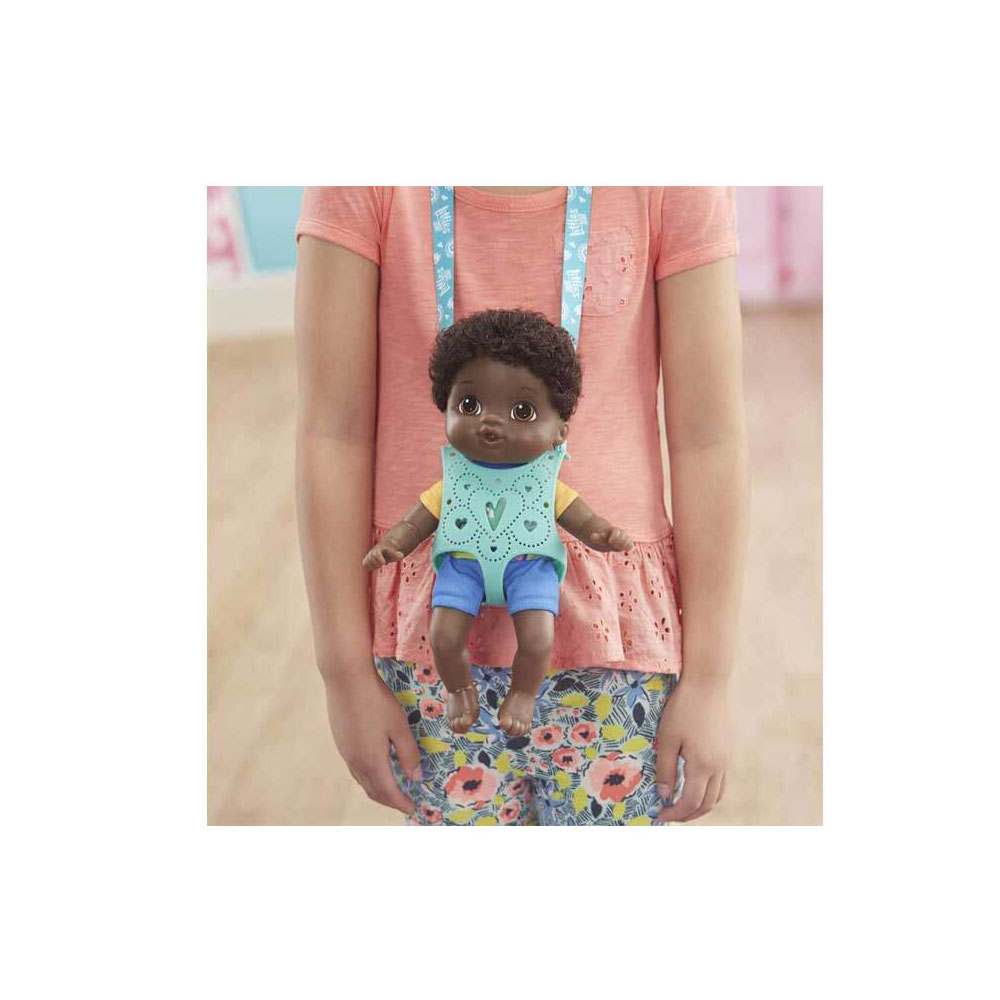 Lelle mazulis Baby Alive slingā
