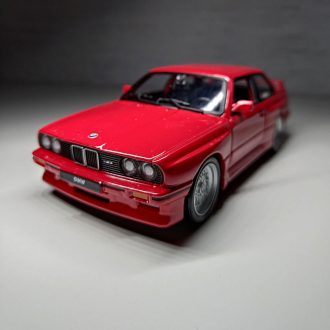 BMW M3 E30 1988 модель автомобиля 1/24 Bburago 21100