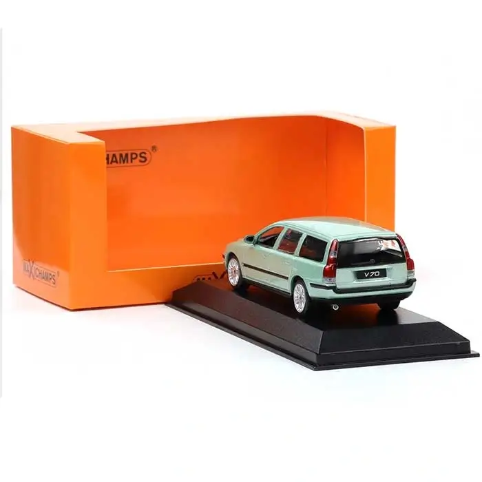 Volvo V70 Green 2000 auto modelis 1:43 Maxichamps
