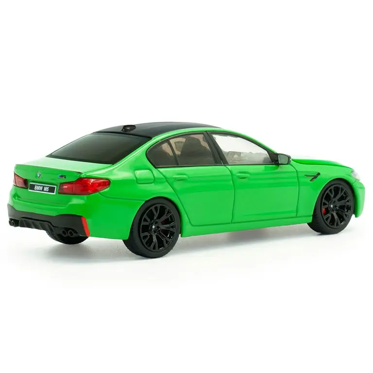 BMW M5 F90 Competition Signal Green 2022 auto modelis 1:43 Solido